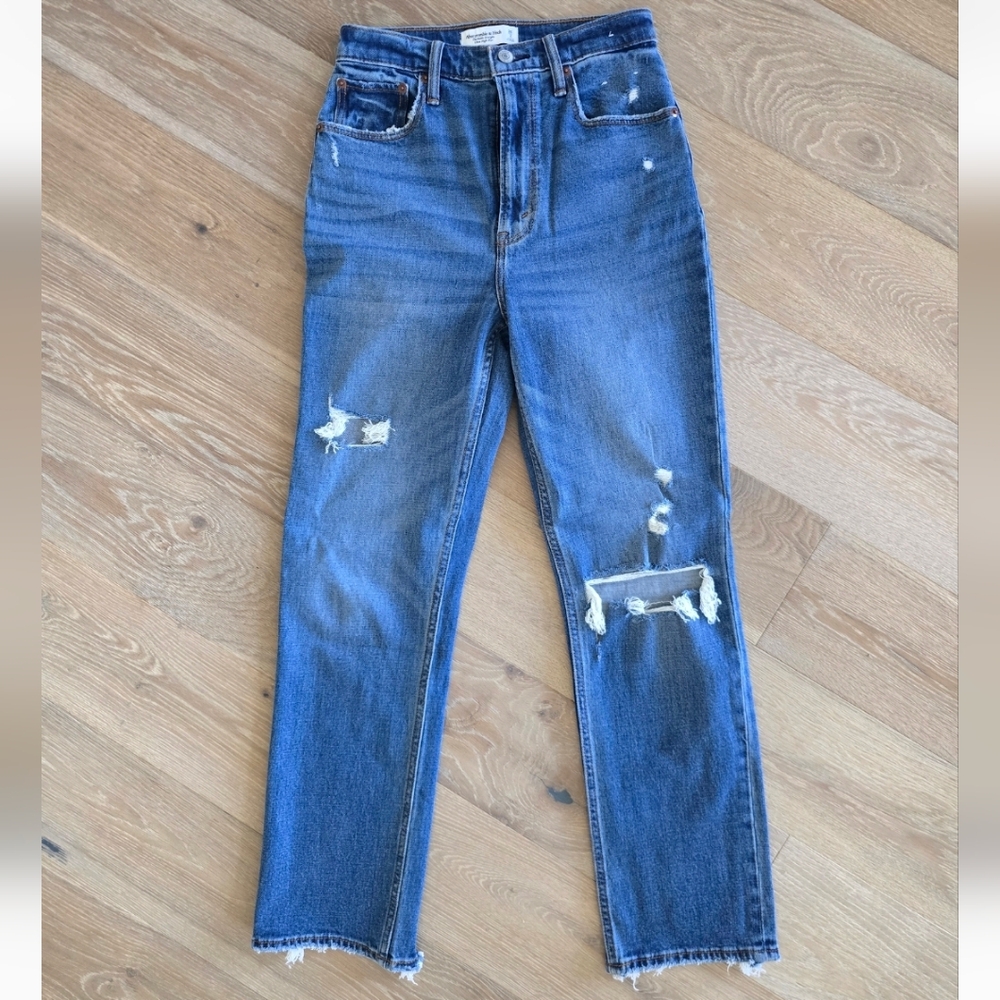 Abercrombie & Fitch The Ankle Straight Ultra High Rise 26 Long